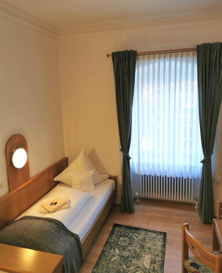 Gaestehaus Reisinger Bed & Breakfast Straubing Dış mekan fotoğraf